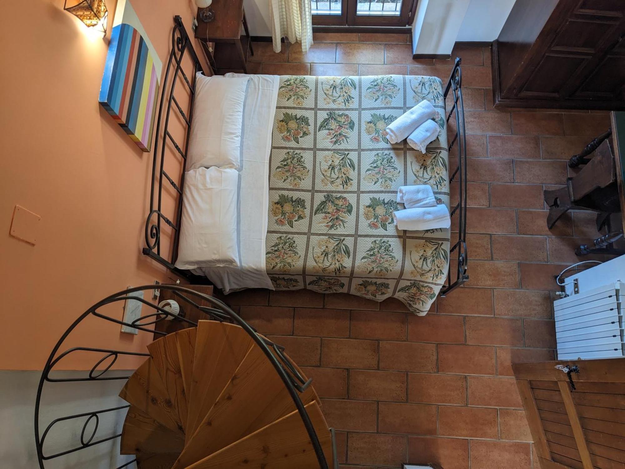 La Cittadella Dei Monti Sibillini Guest House Montemonaco Bagian luar foto