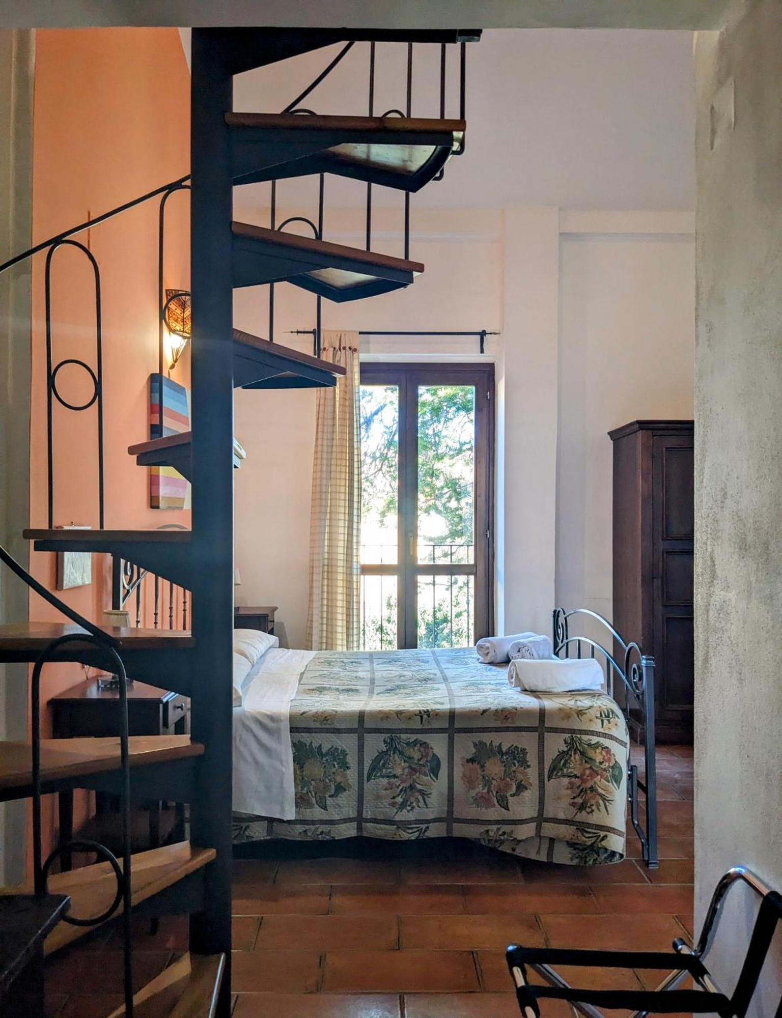 La Cittadella Dei Monti Sibillini Guest House Montemonaco Bagian luar foto