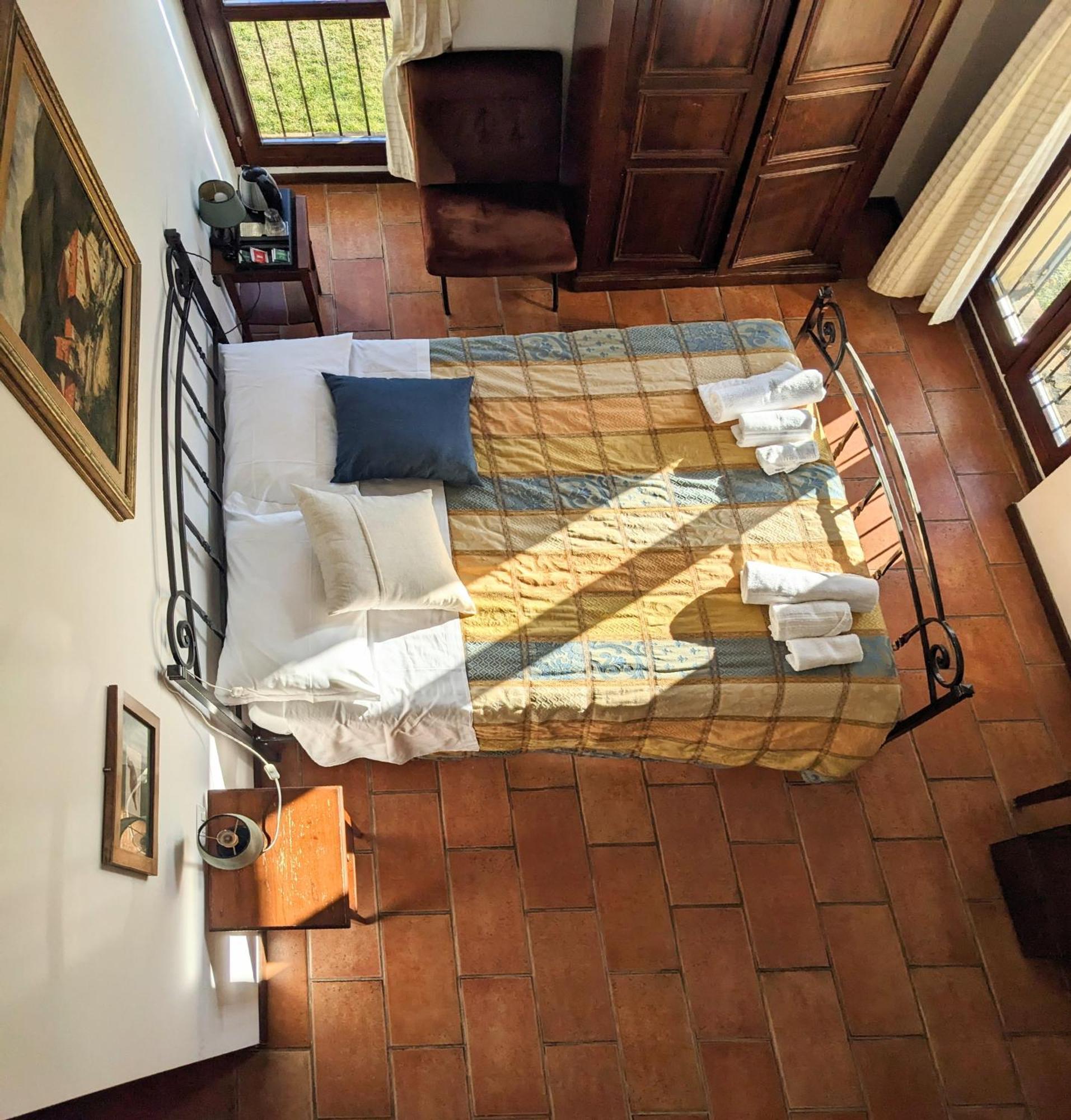 La Cittadella Dei Monti Sibillini Guest House Montemonaco Bagian luar foto